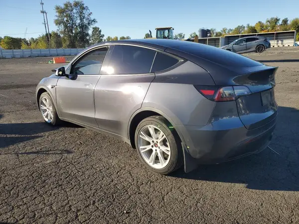 5YJYGDEE1MF196077 2021 TESLA MODEL Y - Image 2