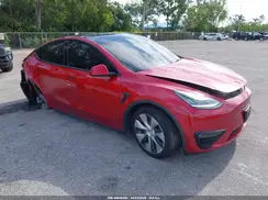 5YJYGDEE1MF208454 2021 TESLA MODEL Y