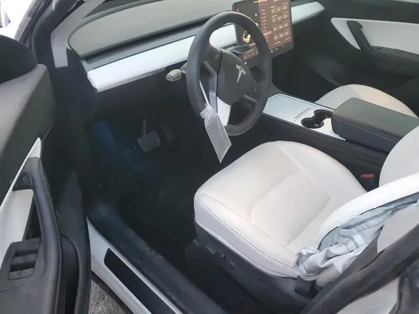 5YJYGDEE1MF213167 2021 TESLA MODEL Y - Image 8