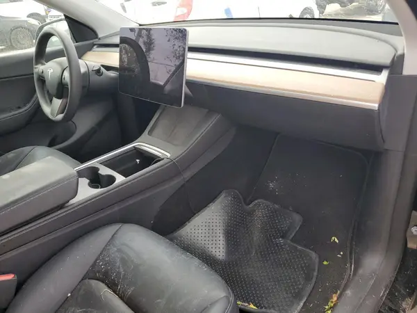 5YJYGDEE1MF217218 2021 TESLA MODEL Y - Image 8