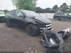 5YJYGDEE1MF240885 2021 TESLA MODEL Y