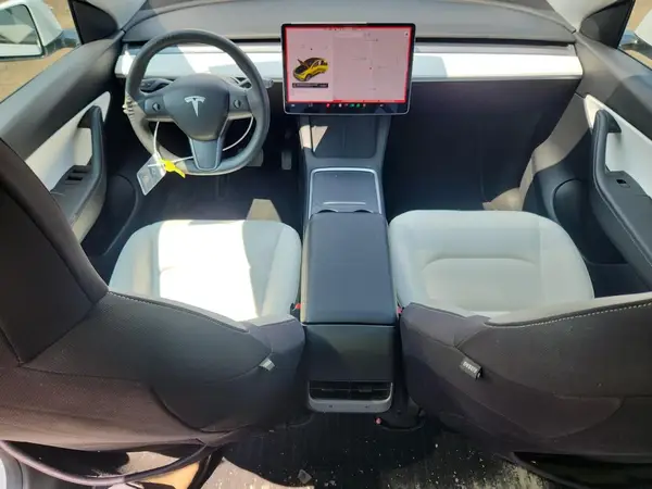 5YJYGDEE1MF244760 2021 TESLA MODEL Y - Image 8