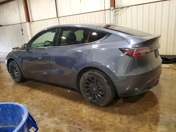 5YJYGDEE1MF254656 2021 TESLA MODEL Y - Image 2