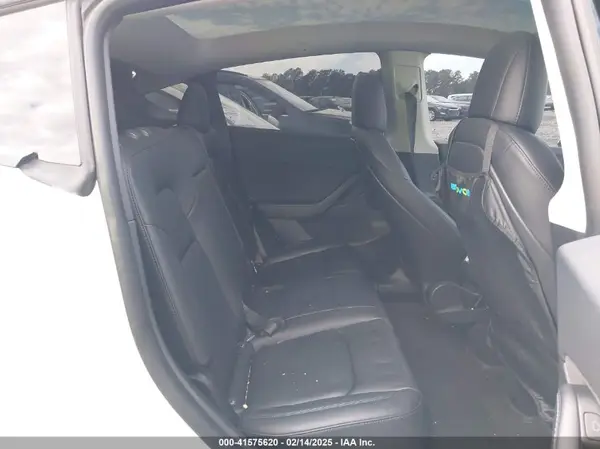 5YJYGDEE1MF256620 2021 TESLA MODEL Y - Image 8