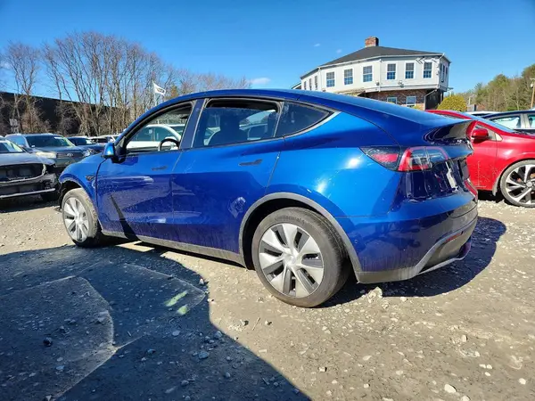 5YJYGDEE1MF258691 2021 TESLA MODEL Y - Image 2
