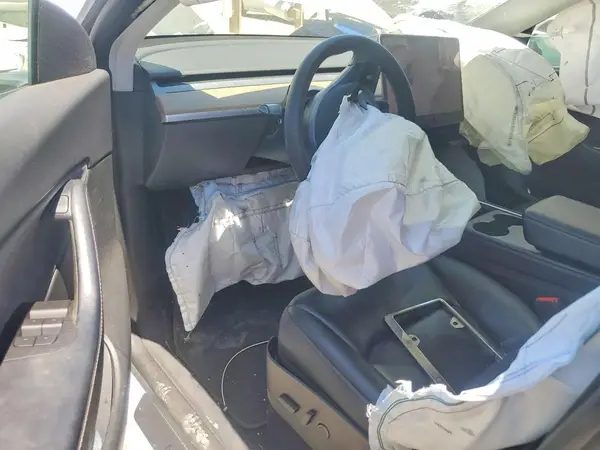 5YJYGDEE1MF263146 2021 TESLA MODEL Y - Image 8