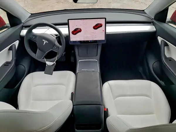 5YJYGDEE1MF268699 2021 TESLA MODEL Y - Image 8