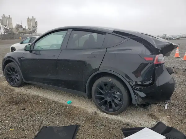 5YJYGDEE1MF270131 2021 TESLA MODEL Y - Image 2