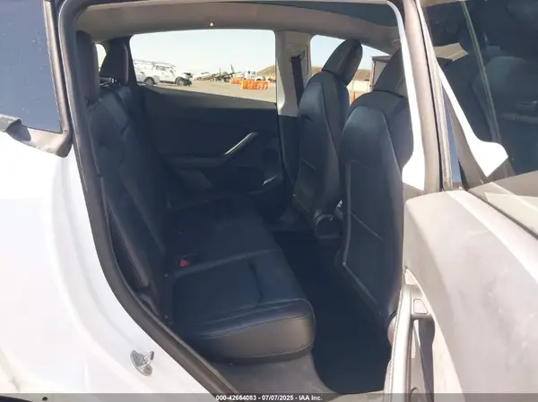 5YJYGDEE1MF271537 2021 TESLA MODEL Y - Image 8