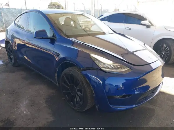 5YJYGDEE1MF296454 2021 TESLA MODEL Y - Image 1