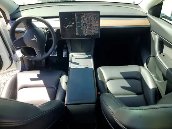5YJYGDEE1MF301653 2021 TESLA MODEL Y - Image 8