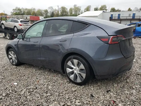 5YJYGDEE1MF302009 2021 TESLA MODEL Y - Image 2