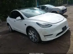 5YJYGDEE1MF302060 2021 TESLA MODEL Y