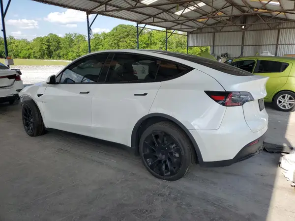 5YJYGDEE2LF014479 2020 TESLA MODEL Y - Image 2