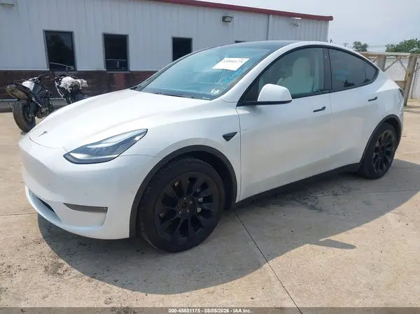 5YJYGDEE2LF014594 2020 TESLA MODEL Y - Image 2