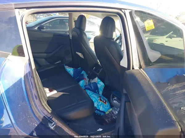 5YJYGDEE2LF016684 2020 TESLA MODEL Y - Image 8