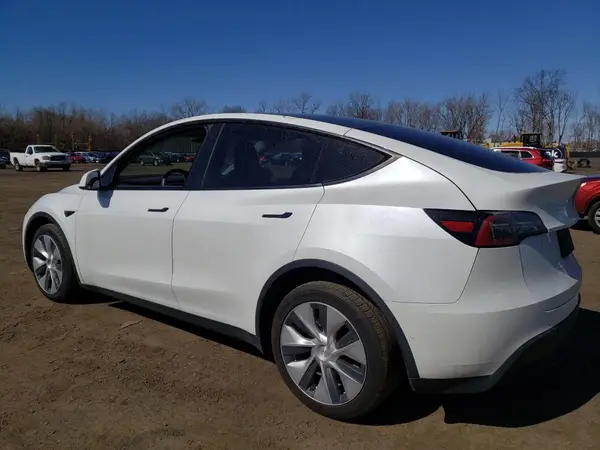 5YJYGDEE2LF016930 2020 TESLA MODEL Y - Image 2