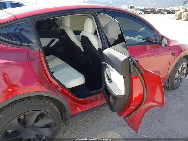 5YJYGDEE2LF018192 2020 TESLA MODEL Y - Image 8