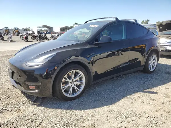 5YJYGDEE2LF018581 2020 TESLA MODEL Y - Image 1