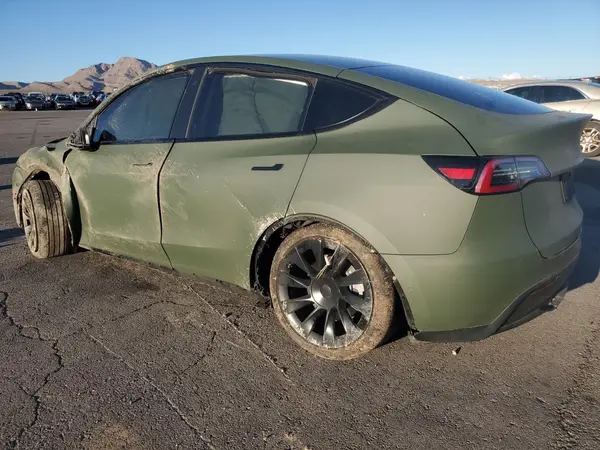 5YJYGDEE2LF018595 2020 TESLA MODEL Y - Image 2