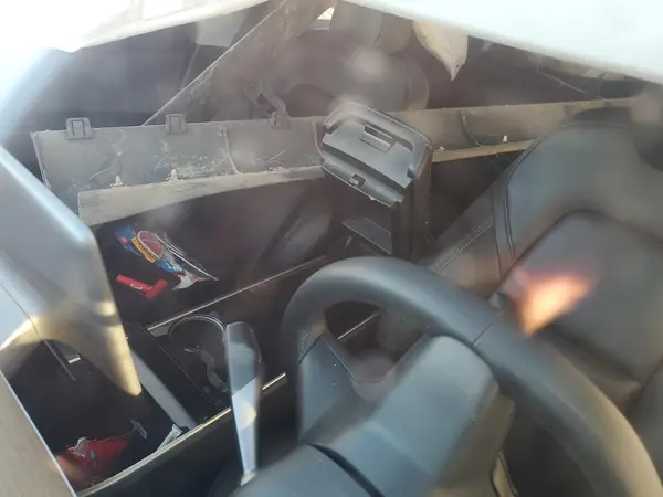 5YJYGDEE2LF018595 2020 TESLA MODEL Y - Image 8