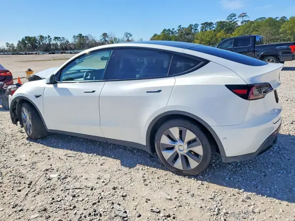 5YJYGDEE2LF018970 2020 TESLA MODEL Y - Image 2