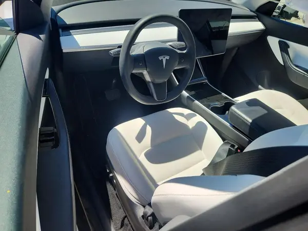5YJYGDEE2LF023697 2020 TESLA MODEL Y - Image 8