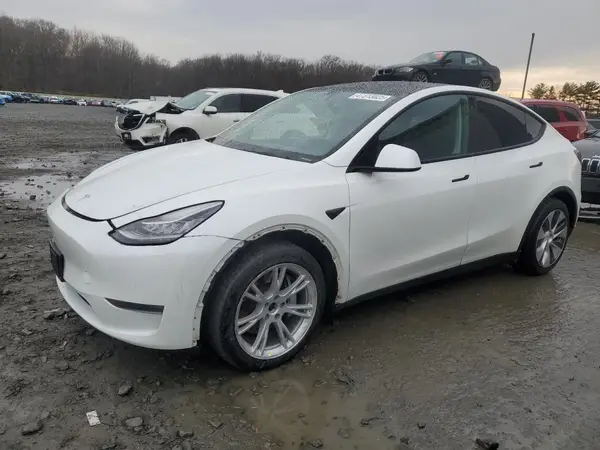 5YJYGDEE2LF035980 2020 TESLA MODEL Y - Image 1