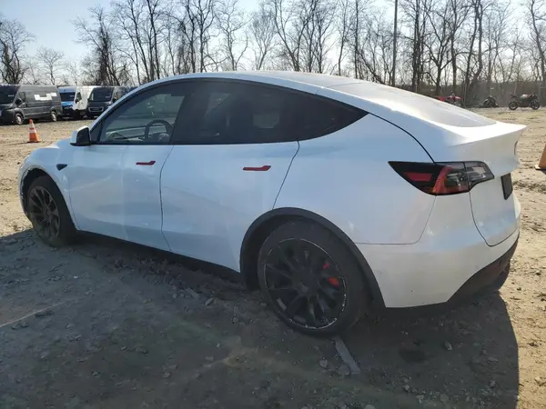 5YJYGDEE2LF041925 2020 TESLA MODEL Y - Image 2