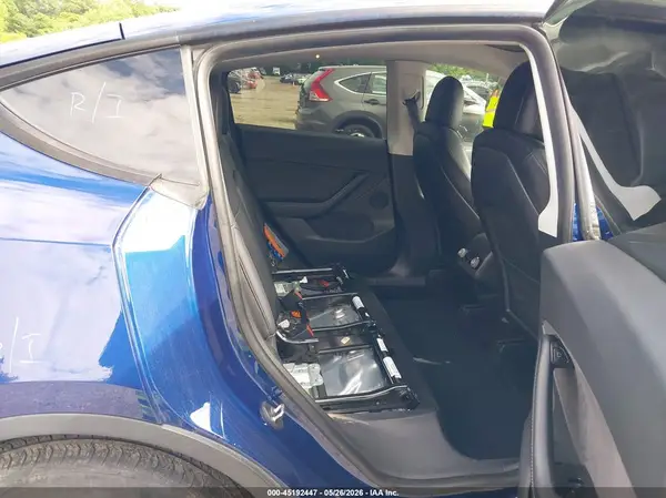5YJYGDEE2LF043044 2020 TESLA MODEL Y - Image 8