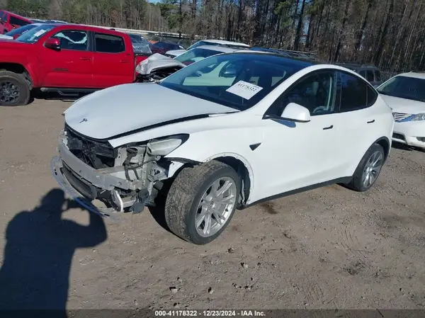 5YJYGDEE2LF044193 2020 TESLA MODEL Y - Image 2