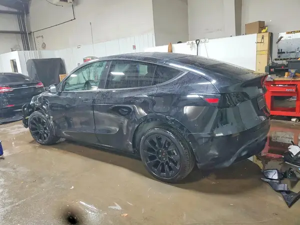 5YJYGDEE2LF045912 2020 TESLA MODEL Y - Image 2