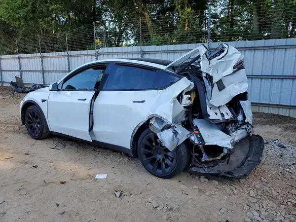 5YJYGDEE2LF046140 2020 TESLA MODEL Y - Image 2