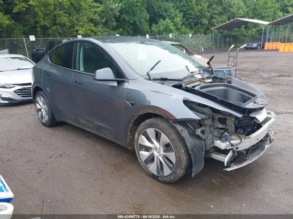 5YJYGDEE2LF048017 2020 TESLA MODEL Y - Image 1