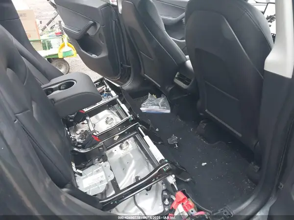 5YJYGDEE2LF048017 2020 TESLA MODEL Y - Image 8
