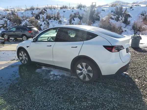 5YJYGDEE2LF051189 2020 TESLA MODEL Y - Image 2