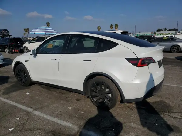 5YJYGDEE2LF053413 2020 TESLA MODEL Y - Image 2