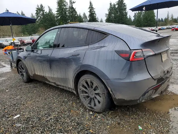 5YJYGDEE2LF056425 2020 TESLA MODEL Y - Image 2