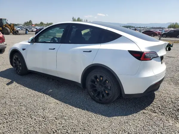 5YJYGDEE2LF058322 2020 TESLA MODEL Y - Image 2