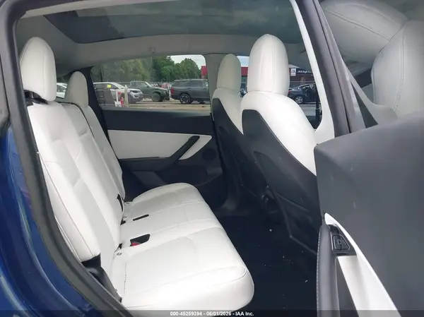 5YJYGDEE2MF061173 2021 TESLA MODEL Y - Image 8