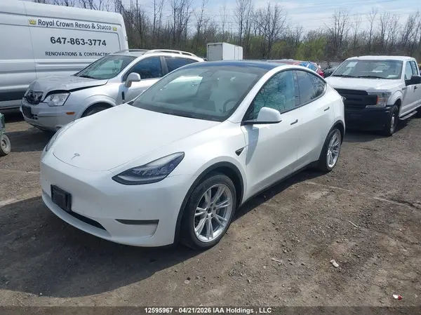5YJYGDEE2MF070374 2021 TESLA MODEL Y - Image 2