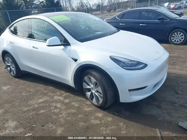 5YJYGDEE2MF072755 2021 TESLA MODEL Y - Image 1