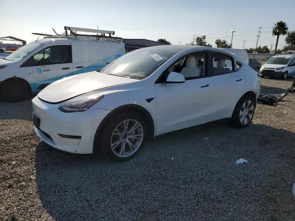 5YJYGDEE2MF072948 2021 TESLA MODEL Y - Image 1
