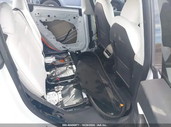 5YJYGDEE2MF074246 2021 TESLA MODEL Y - Image 8