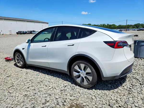 5YJYGDEE2MF078703 2021 TESLA MODEL Y - Image 2