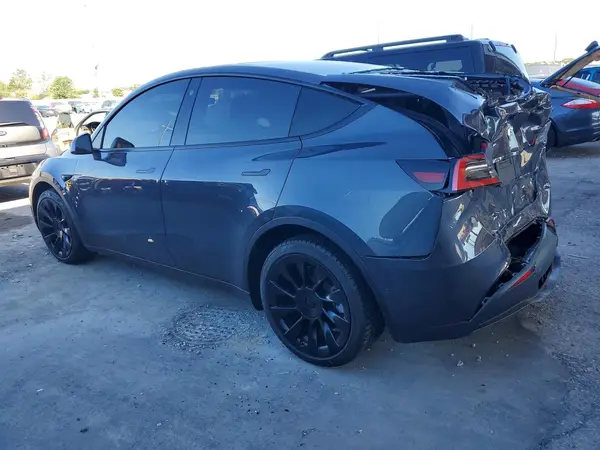 5YJYGDEE2MF080211 2021 TESLA MODEL Y - Image 2