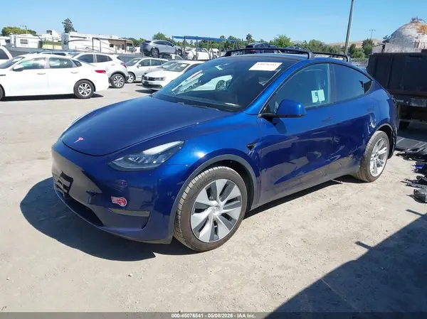 5YJYGDEE2MF081875 2021 TESLA MODEL Y - Image 2