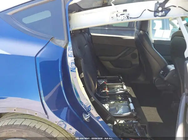 5YJYGDEE2MF081875 2021 TESLA MODEL Y - Image 8