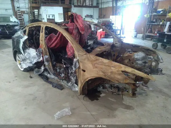 5YJYGDEE2MF089331 2021 TESLA MODEL Y - Image 1