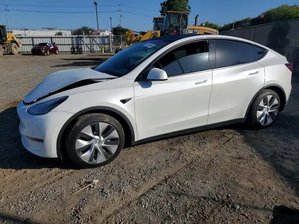 5YJYGDEE2MF090592 2021 TESLA MODEL Y - Image 1